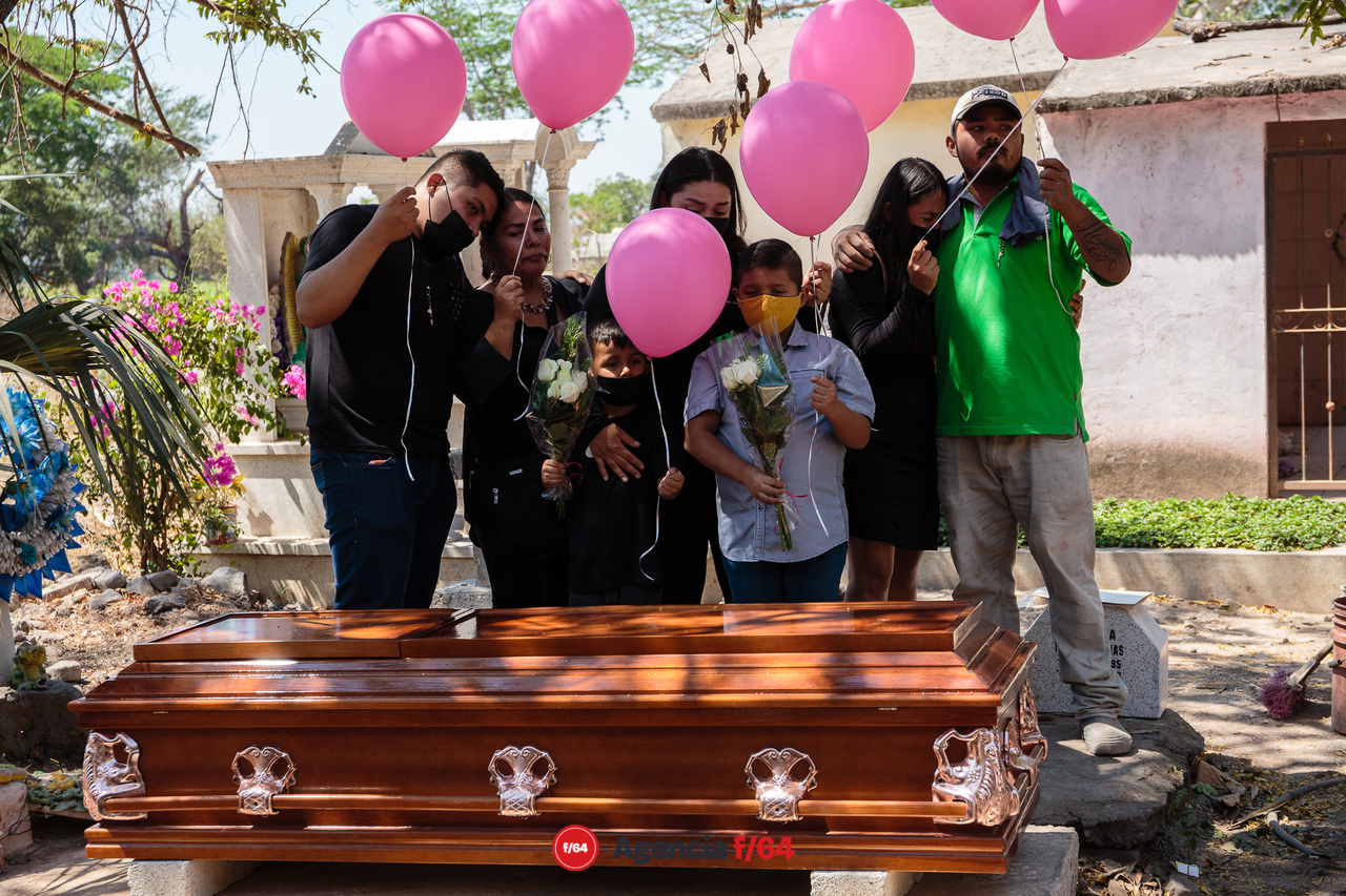 Entregan cuerpo de Viridiana Tapia Cárdenas a su familia