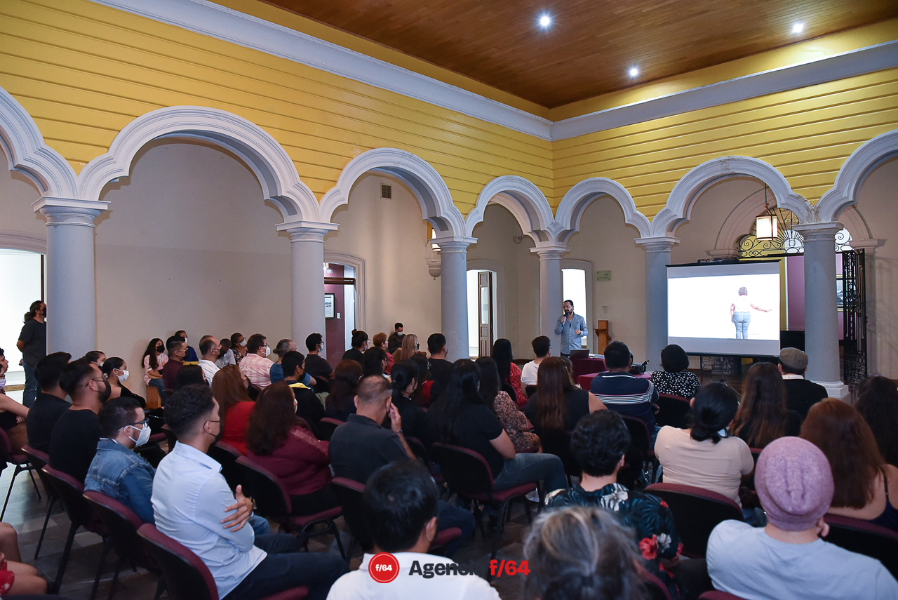 Mario Chávez.
Pinacoteca Universidad de Colima.

Foto: Javier Flores.