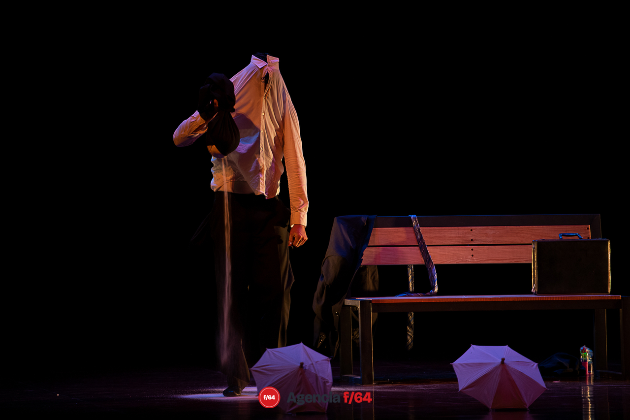 Alfredo Ávila Castro.
 17º Festival de Teatro  a Una Sola voz.
Colima, Col.