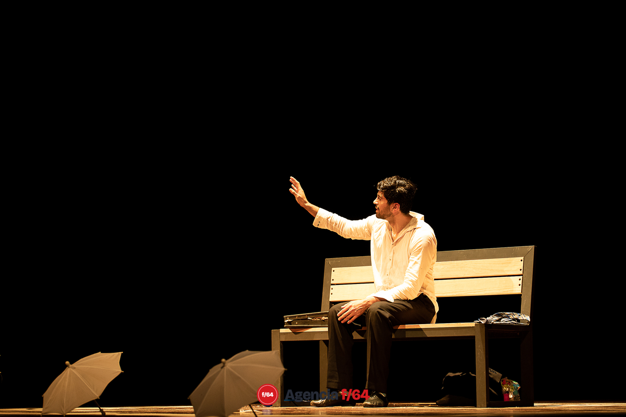 Alfredo Ávila Castro.
 17º Festival de Teatro  a Una Sola voz.
Colima, Col.