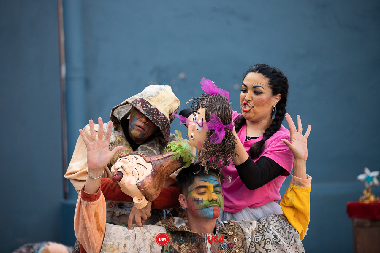 Rompamos la burbuja. Una obra de teatro sin etiquetas.
Pies Hinchados. Colectivo Teatral.

Casa Caracol. Artes escénicas para niñas, niños y jóvenes.