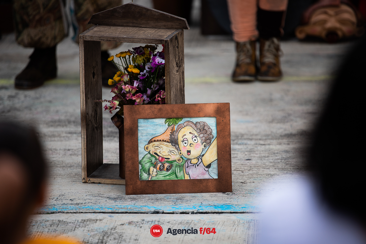 Rompamos la burbuja. Una obra de teatro sin etiquetas.
Pies Hinchados. Colectivo Teatral.

Casa Caracol. Artes escénicas para niñas, niños y jóvenes.
