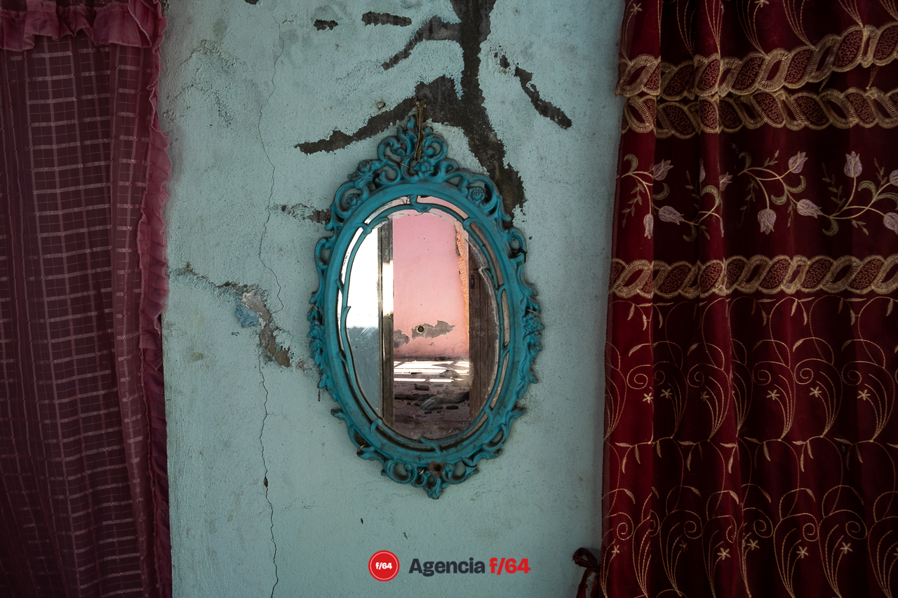 Familias aún esperan ayuda para rescatar sus pertenencias y/o recuperar sus hogares dañados por el sismo de 7.7 grados ocurrido el 19 de septiembre 2022.