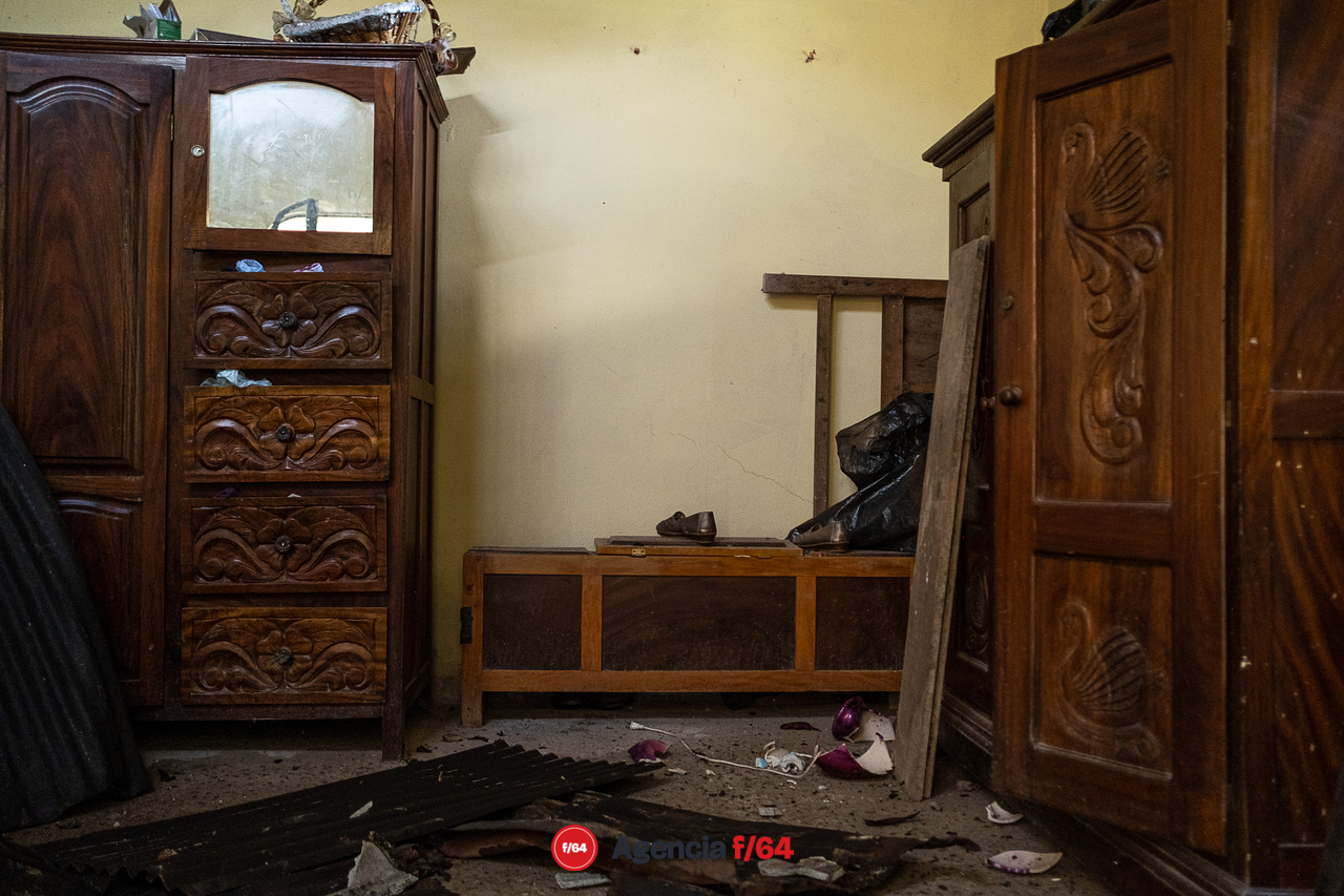 Familias aún esperan ayuda para rescatar sus pertenencias y/o recuperar sus hogares dañados por el sismo de 7.7 grados ocurrido el 19 de septiembre 2022.