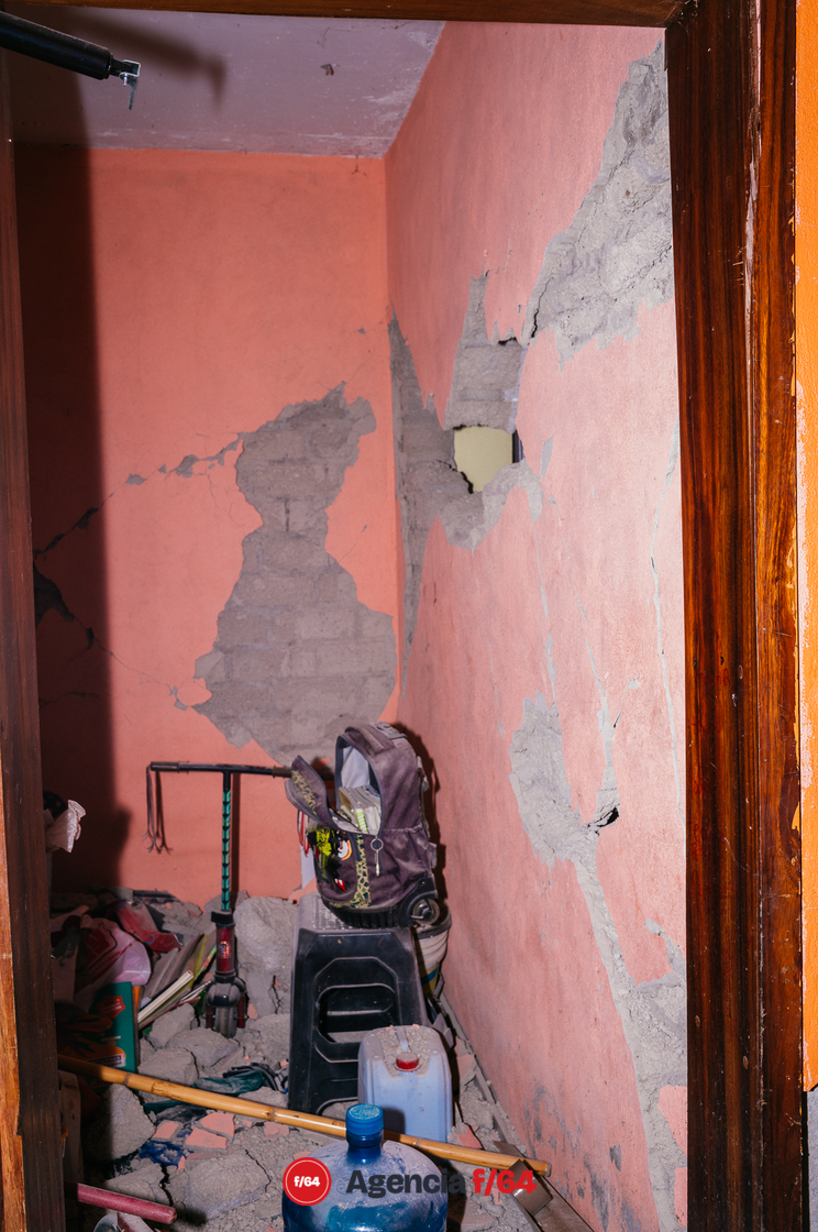 Familias aún esperan ayuda para rescatar sus pertenencias y/o recuperar sus hogares dañados por el sismo de 7.7 grados ocurrido el 19 de septiembre 2022.