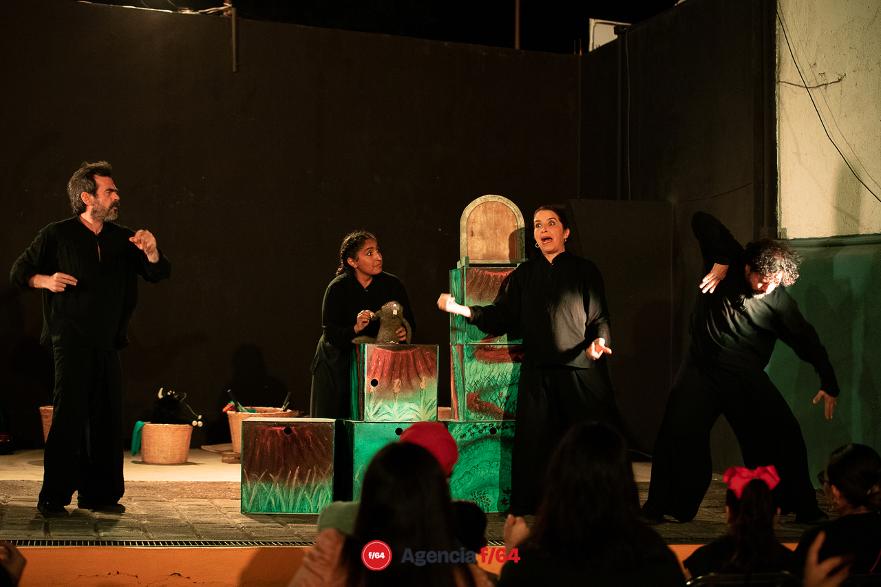 Contando y sonando del tequio al fandango.
Trotamundos Teatro y Media Luna. Michoacán.
Casa Caracol