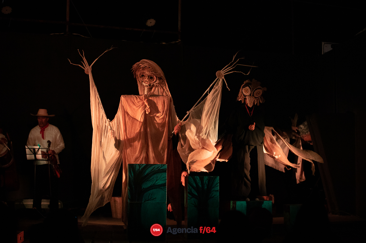 Contando y sonando del tequio al fandango.
Trotamundos Teatro y Media Luna. Michoacán.
Casa Caracol