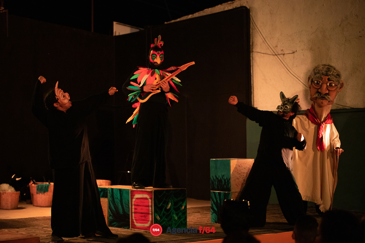 Contando y sonando del tequio al fandango.
Trotamundos Teatro y Media Luna. Michoacán.
Casa Caracol