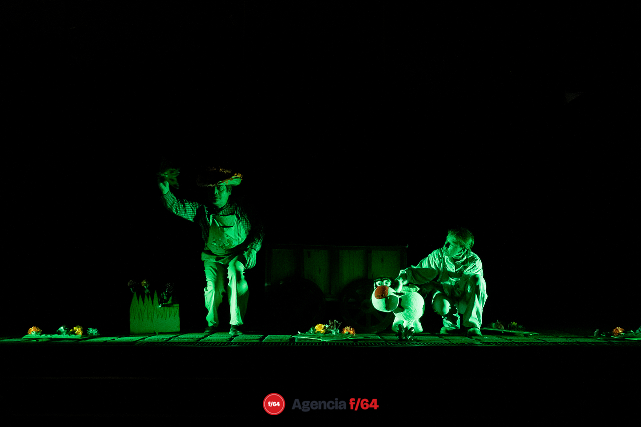 La vaca que se creía mariposa.
Teatro Demediado.
Casa Caracol.