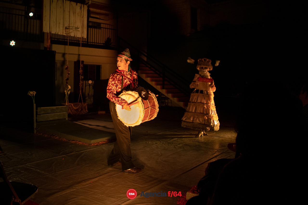 A todos nos toca.
Teatro Rodante de Colima.
Casa Caracol.