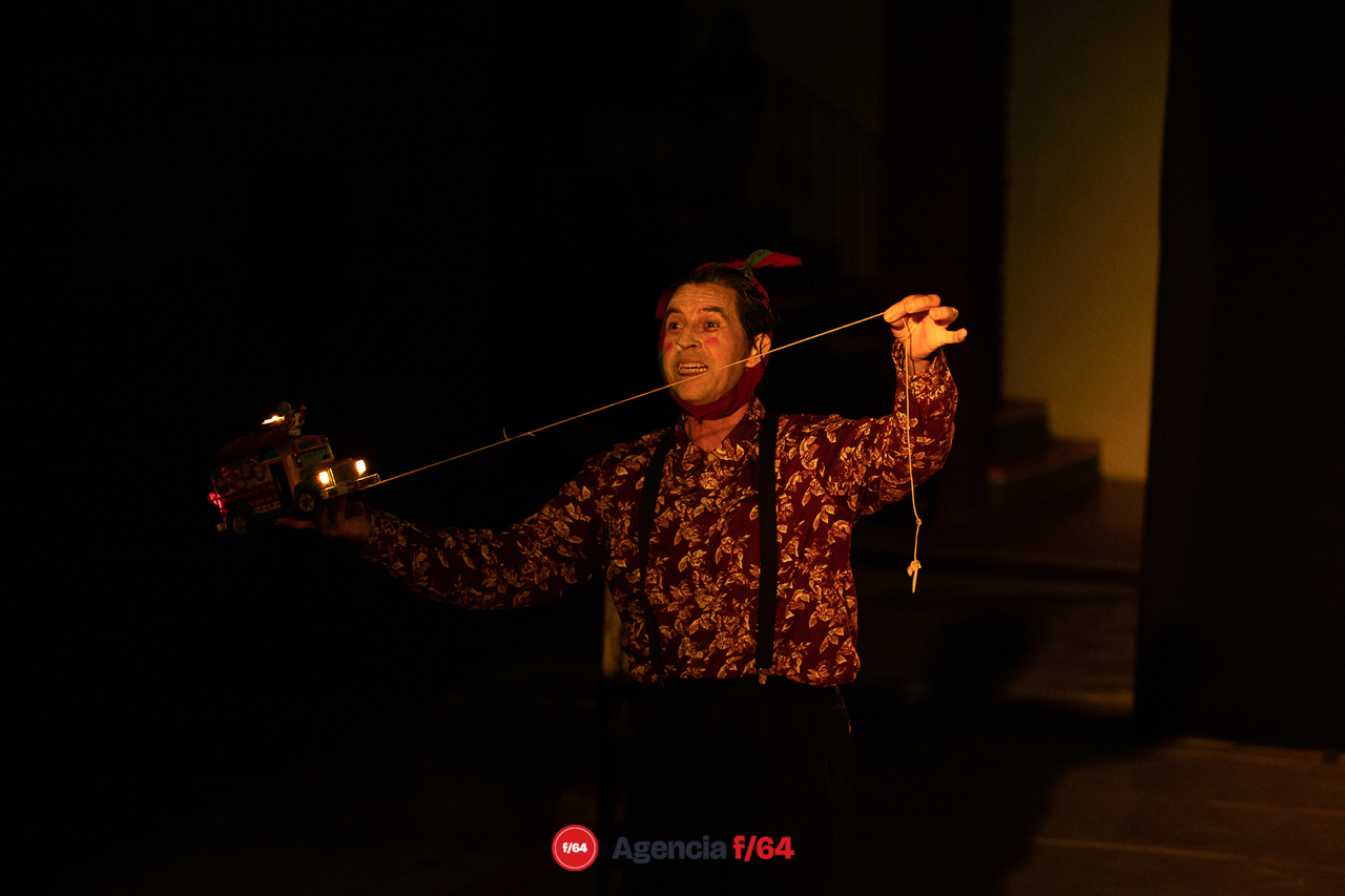 A todos nos toca.
Teatro Rodante de Colima.
Casa Caracol.