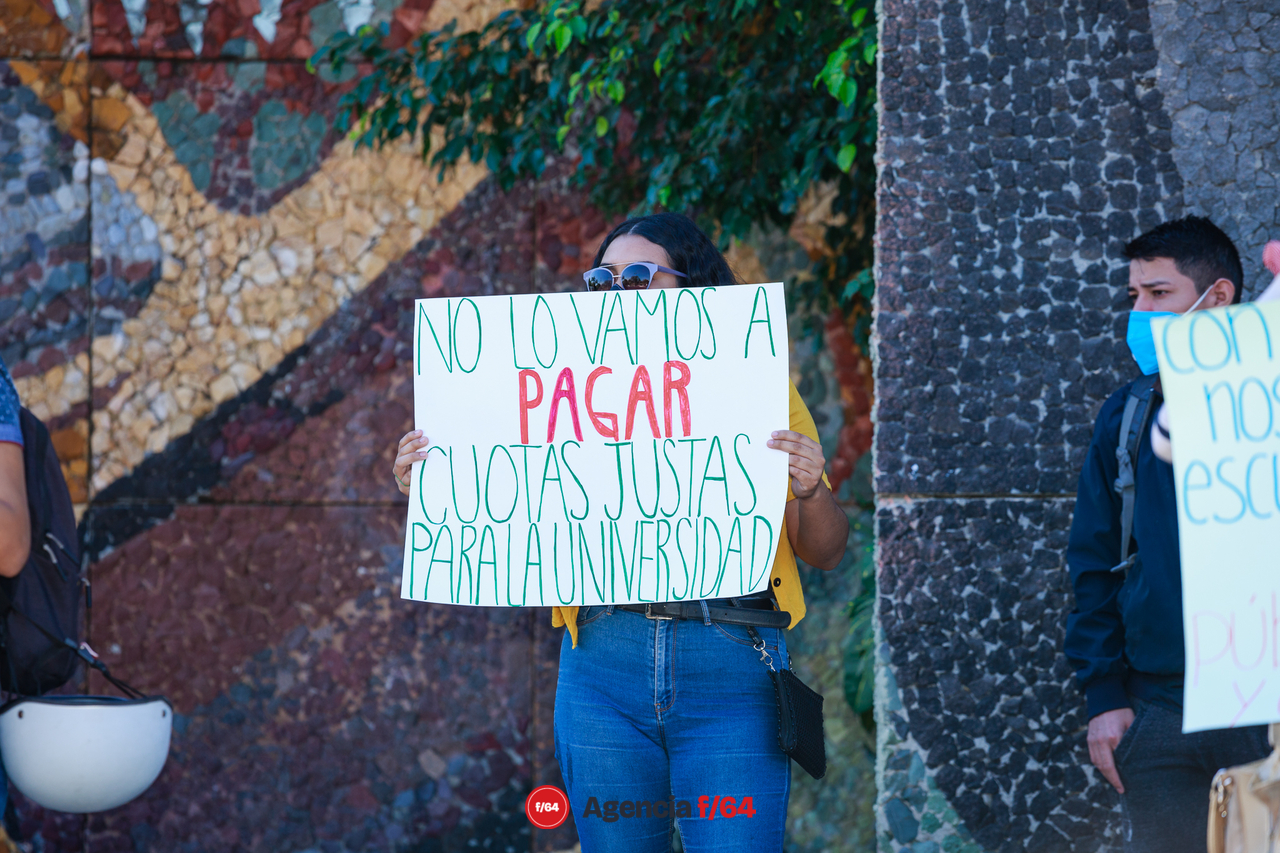 Estudiantes piden empatía a la Universidad de Colima.
