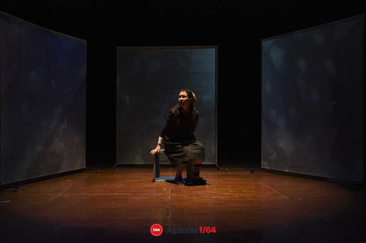Exiliadas de la Gloria.
Lupita Chávez.
Cuatro Milpas Teatro.

Foto: Mario Chávez