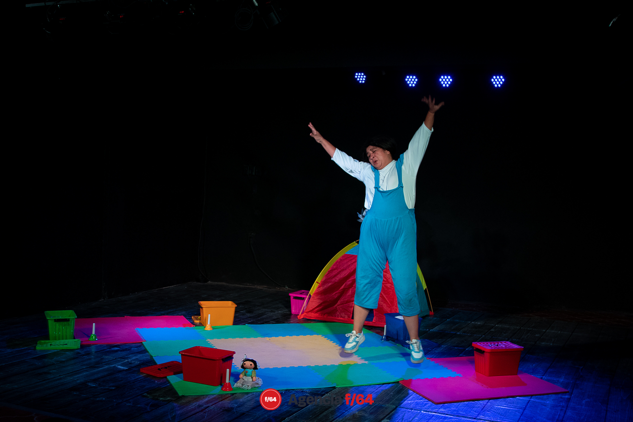 El canto de los colores.
Nury Sandoval.
Puercoespines Teatro.