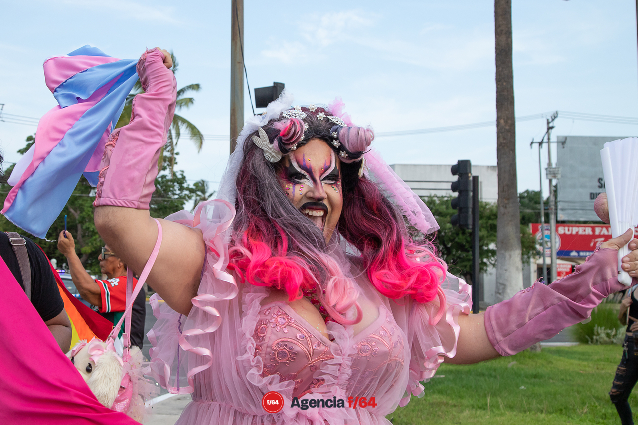 Marcha del Orgullo.
Colima 2023 
"Por las infancias diversas, libres y respetadas". 