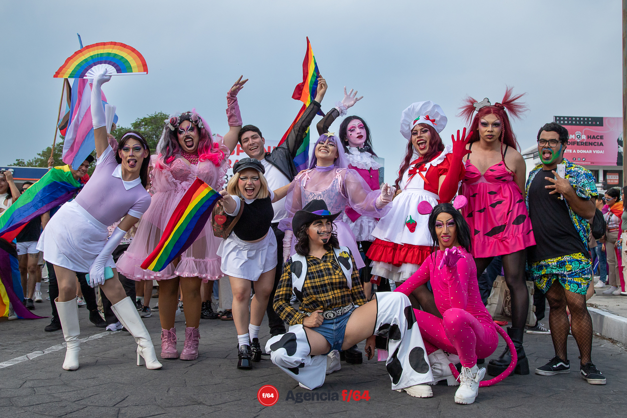Marcha del Orgullo.
Colima 2023 
"Por las infancias diversas, libres y respetadas". 