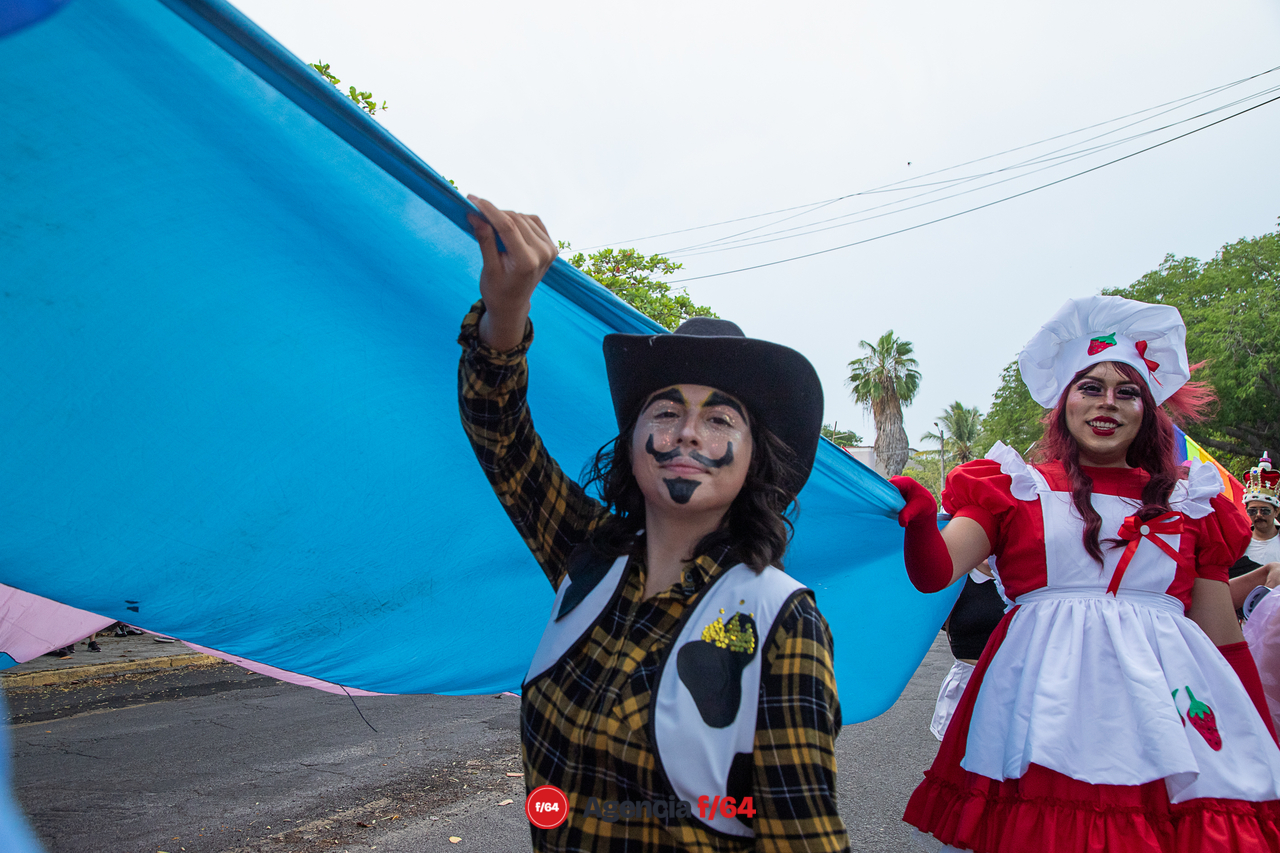 Marcha del Orgullo.
Colima 2023 
"Por las infancias diversas, libres y respetadas". 