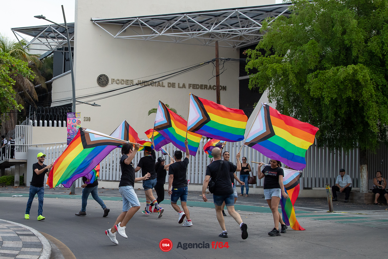 Marcha del Orgullo.
Colima 2023 
"Por las infancias diversas, libres y respetadas". 