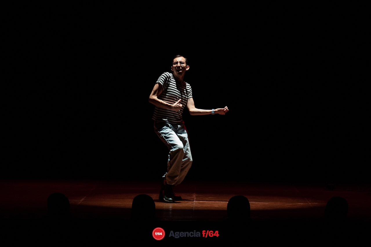 Now Playing.
Emmanuel Lapin.
18º Festival de monólogos. Teatro a una sola voz