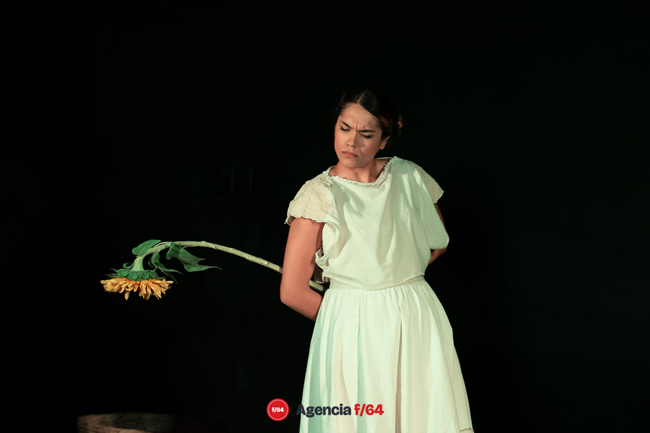 Nantli. La tierra espera.
A la deriva teatro,
Casa Caracol.
