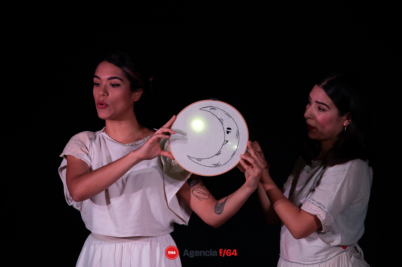 Nantli. La tierra espera.
A la deriva teatro,
Casa Caracol.