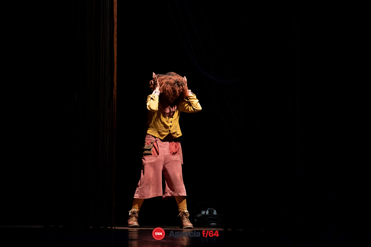 Josefina, la niña nahuala.
Rosa Eglantina González. 
18º Festival de monólogos. Teatro a una sola voz 2023.
Colima, Col.