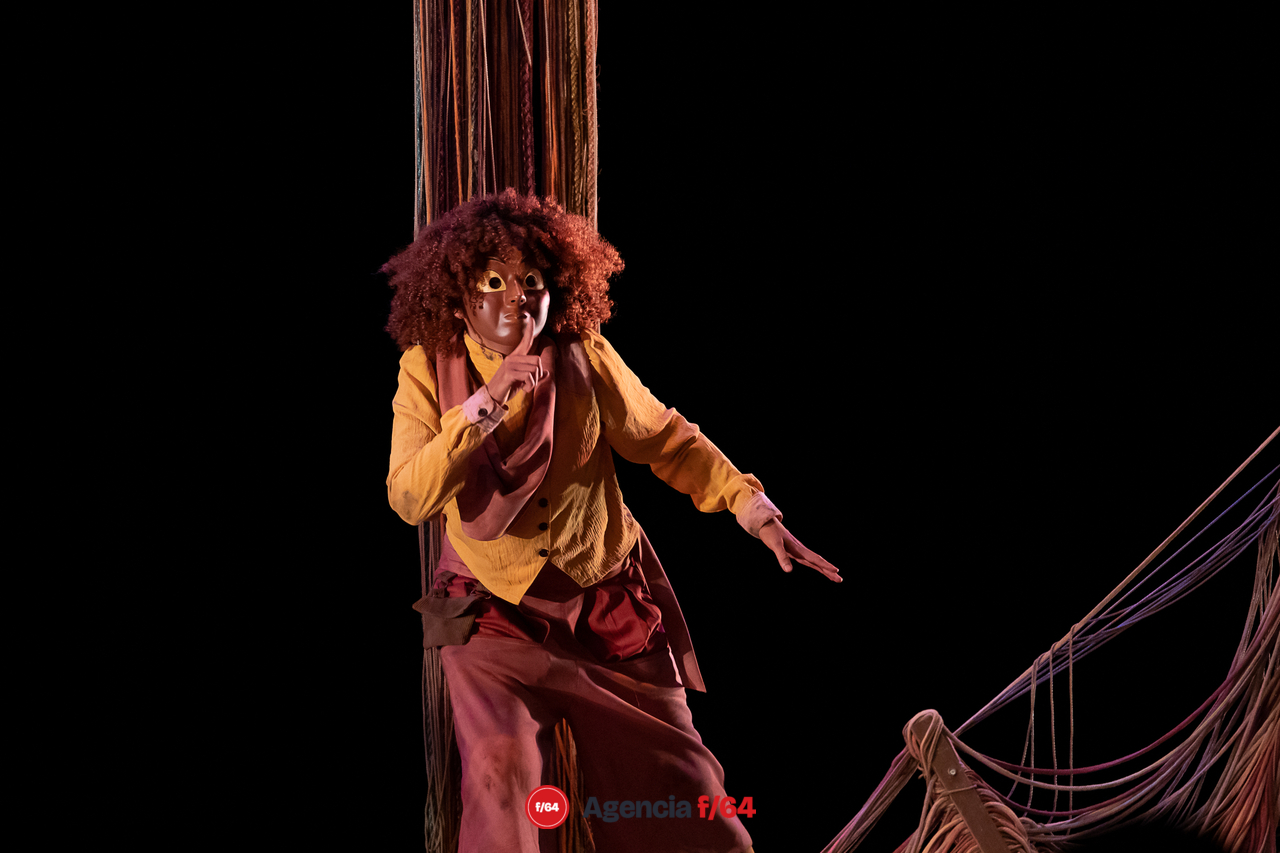 Josefina, la niña nahuala.
Rosa Eglantina González. 
18º Festival de monólogos. Teatro a una sola voz 2023.
Colima, Col.