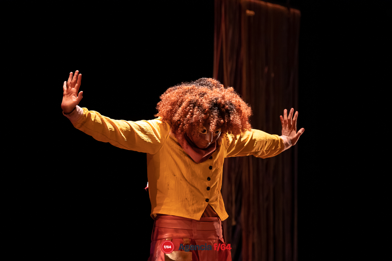 Josefina, la niña nahuala.
Rosa Eglantina González. 
18º Festival de monólogos. Teatro a una sola voz 2023.
Colima, Col.