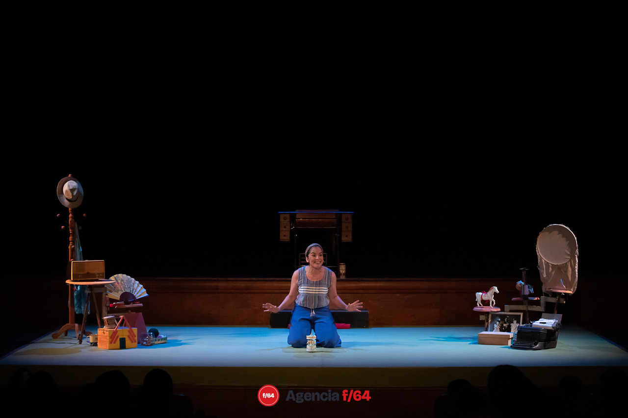 La historia de las cosas.
Tania Hernández.
Colectivo Teatro en Espiral e Inventario Escénico Objetual.
18º Festival de monólogos. Teatro a una sola voz 2023.
Teatro Hidalgo.
Colima, Col.