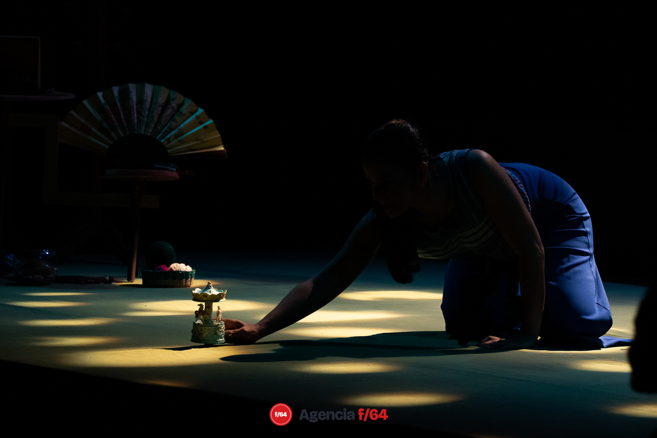 La historia de las cosas.
Tania Hernández.
Colectivo Teatro en Espiral e Inventario Escénico Objetual.
18º Festival de monólogos. Teatro a una sola voz 2023.
Teatro Hidalgo.
Colima, Col.