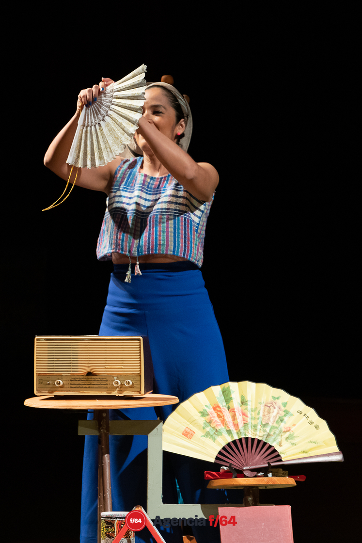 La historia de las cosas.
Tania Hernández.
Colectivo Teatro en Espiral e Inventario Escénico Objetual.
18º Festival de monólogos. Teatro a una sola voz 2023.
Teatro Hidalgo.
Colima, Col.