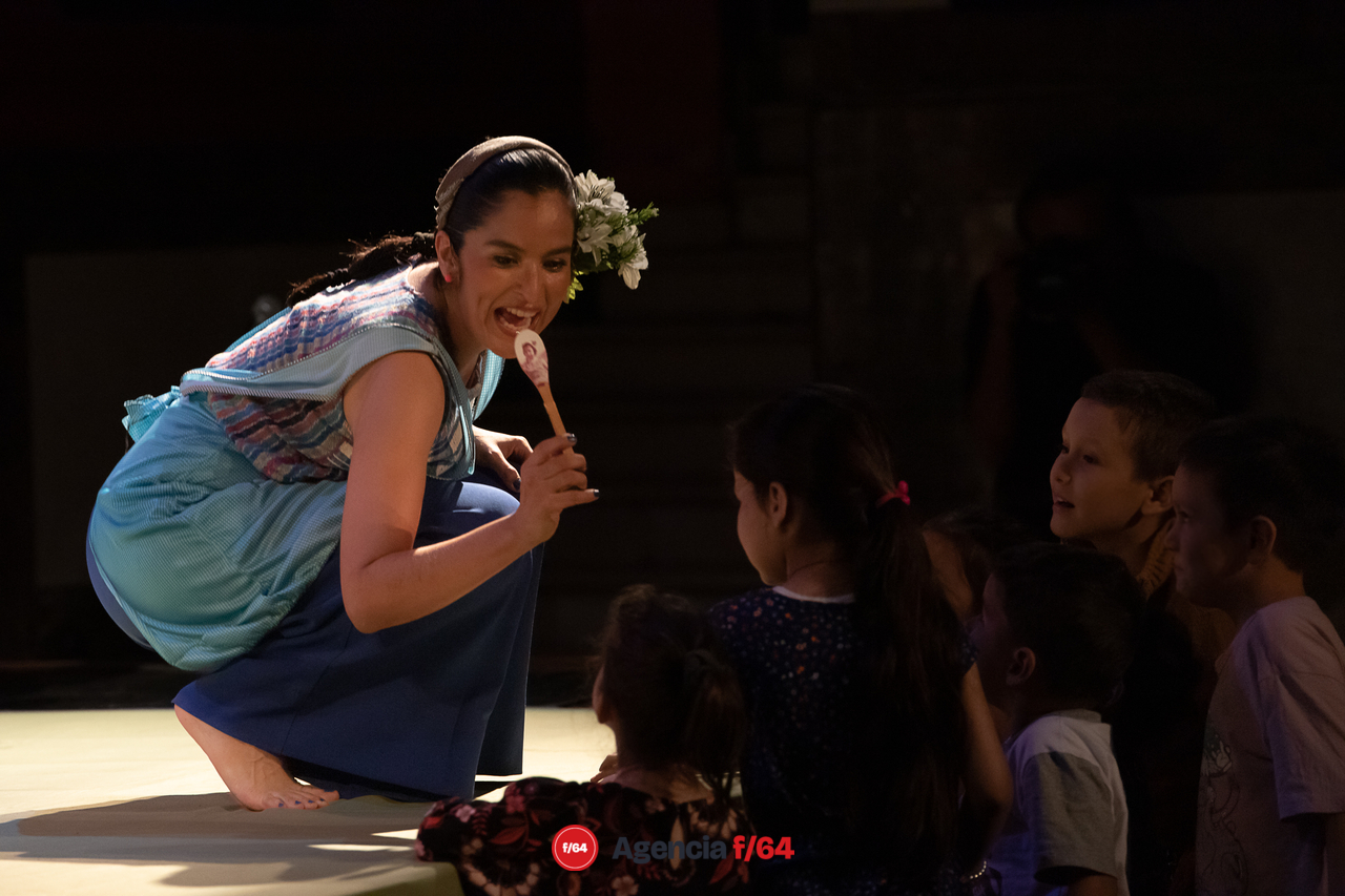 La historia de las cosas.
Tania Hernández.
Colectivo Teatro en Espiral e Inventario Escénico Objetual.
18º Festival de monólogos. Teatro a una sola voz 2023.
Teatro Hidalgo.
Colima, Col.