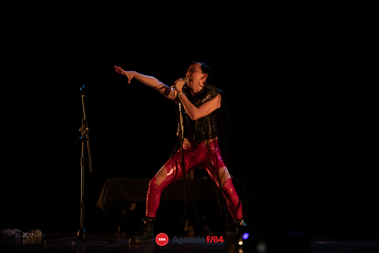 Now Playing.
Emmanuel Lapin.
18º Festival de monólogos. Teatro a una sola voz