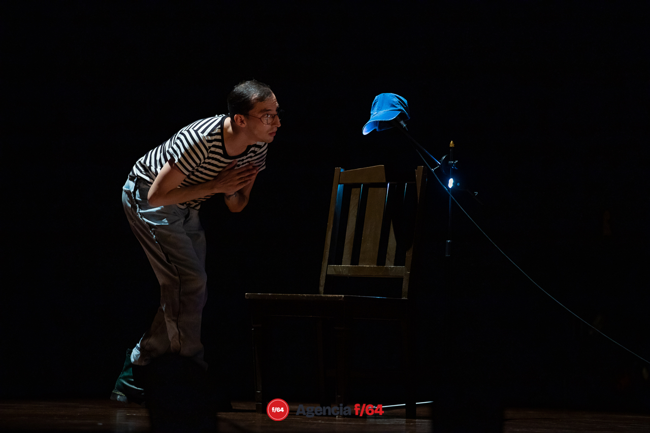 Now Playing.
Emmanuel Lapin.
18º Festival de monólogos. Teatro a una sola voz