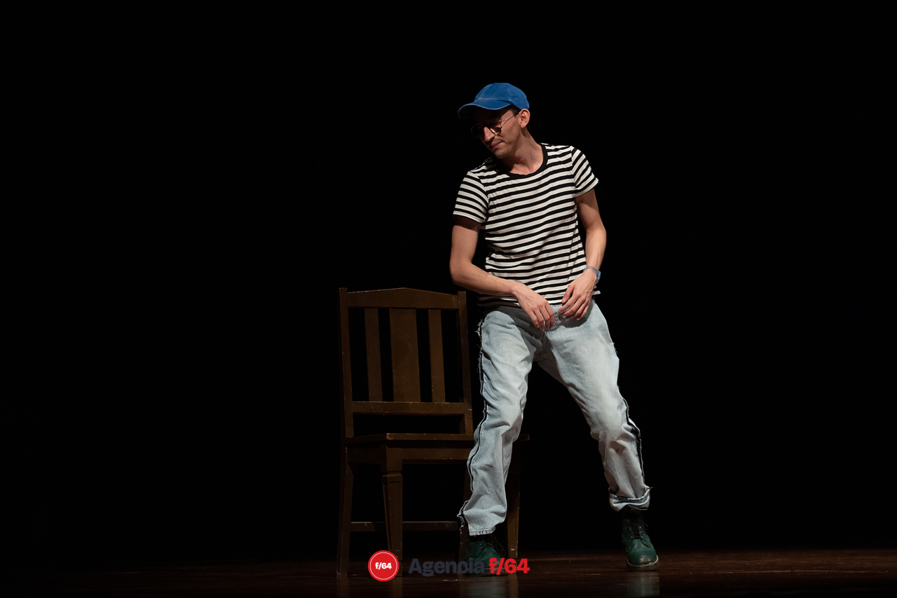 Now Playing.
Emmanuel Lapin.
18º Festival de monólogos. Teatro a una sola voz