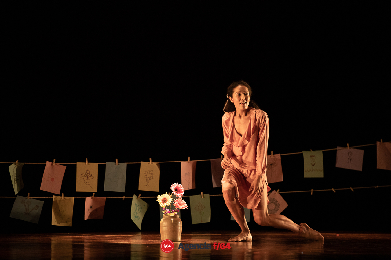 Días y Flores.
Pita Zapot.
18º Festival de monólogos. Teatro a una sola Voz.
Colima.