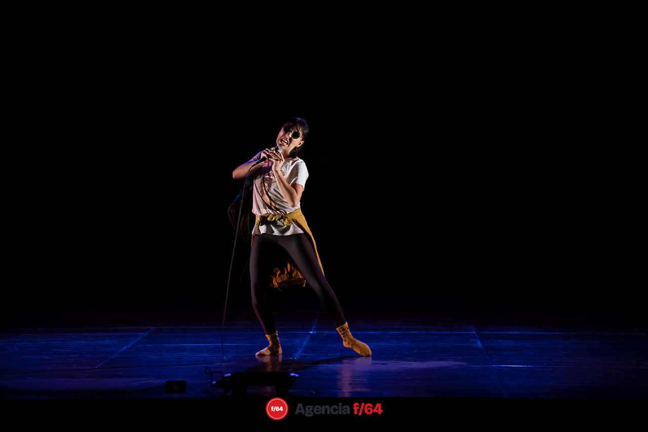 El mundo es una planta carnívora.
María Kemp.
18º Festival  de monólos. Teatro a una sola voz. 2023
Colima, Col.