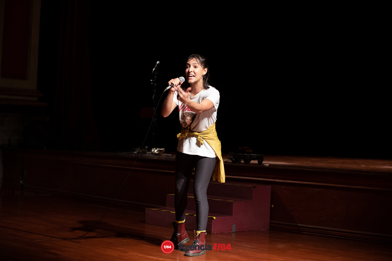 El mundo es una planta carnívora.
María Kemp.
18º Festival  de monólos. Teatro a una sola voz. 2023
Colima, Col.