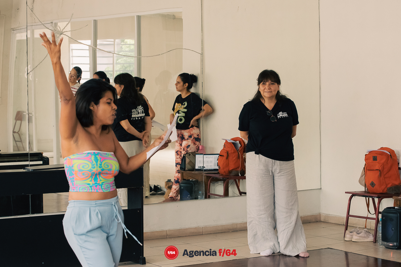 Janet Pinela imparte taller Teatro para Mujeres.
CULTZI (Gestora cultural).
Casa de la Cultura Colima.