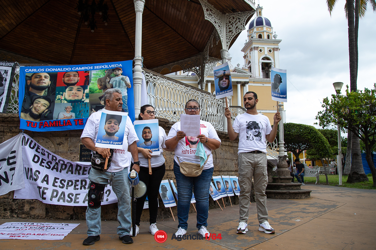 Marcha por la aparición con vida de Carlos Donaldo.