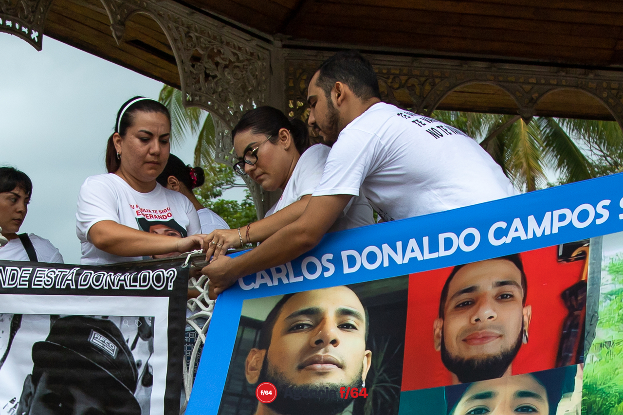 Marcha por la aparición con vida de Carlos Donaldo.