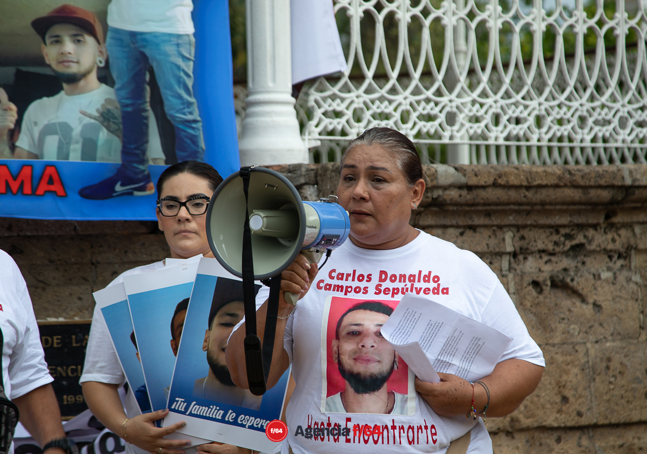 Marcha por la aparición con vida de Carlos Donaldo.