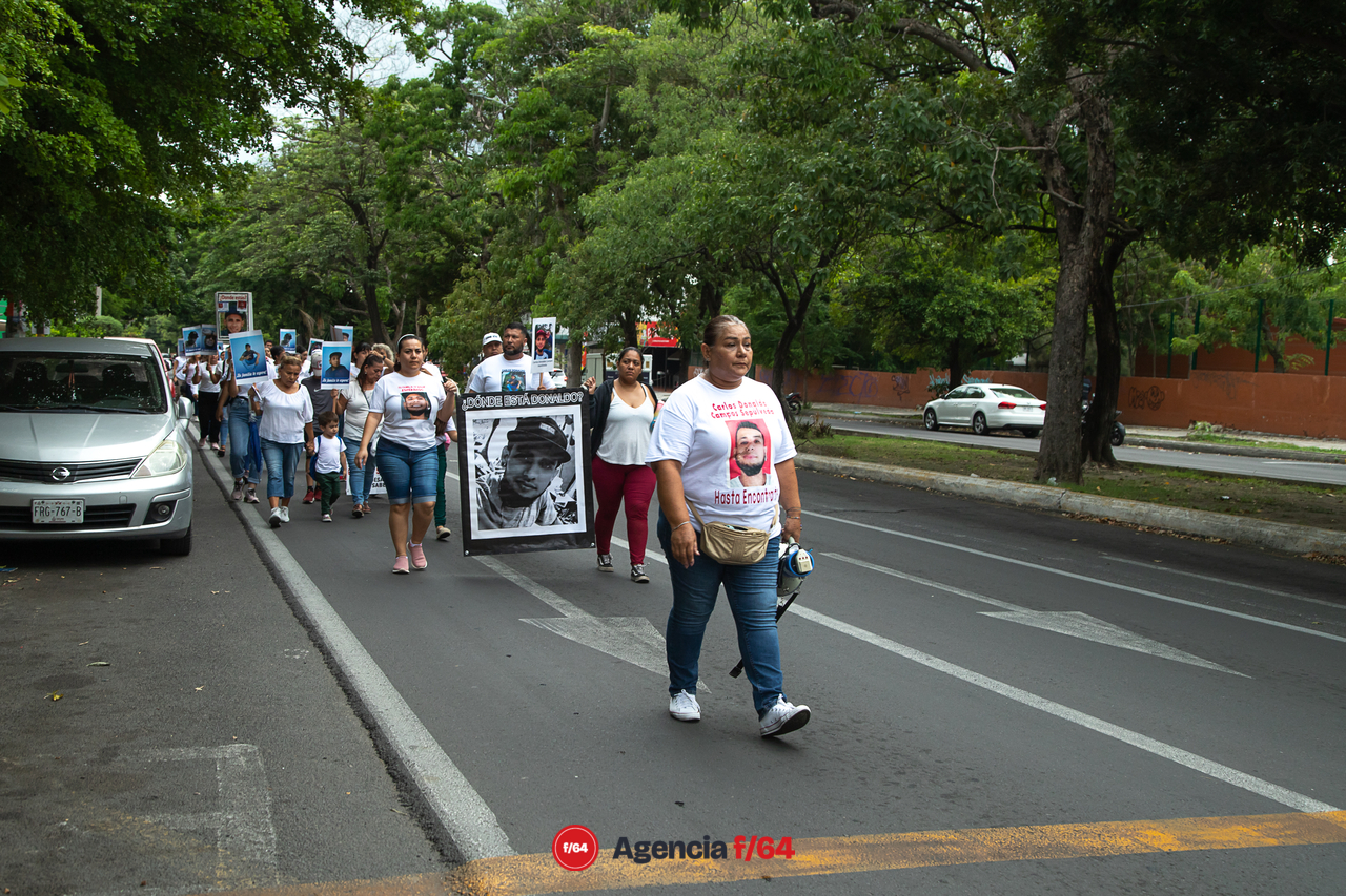 Marcha por la aparición con vida de Carlos Donaldo.