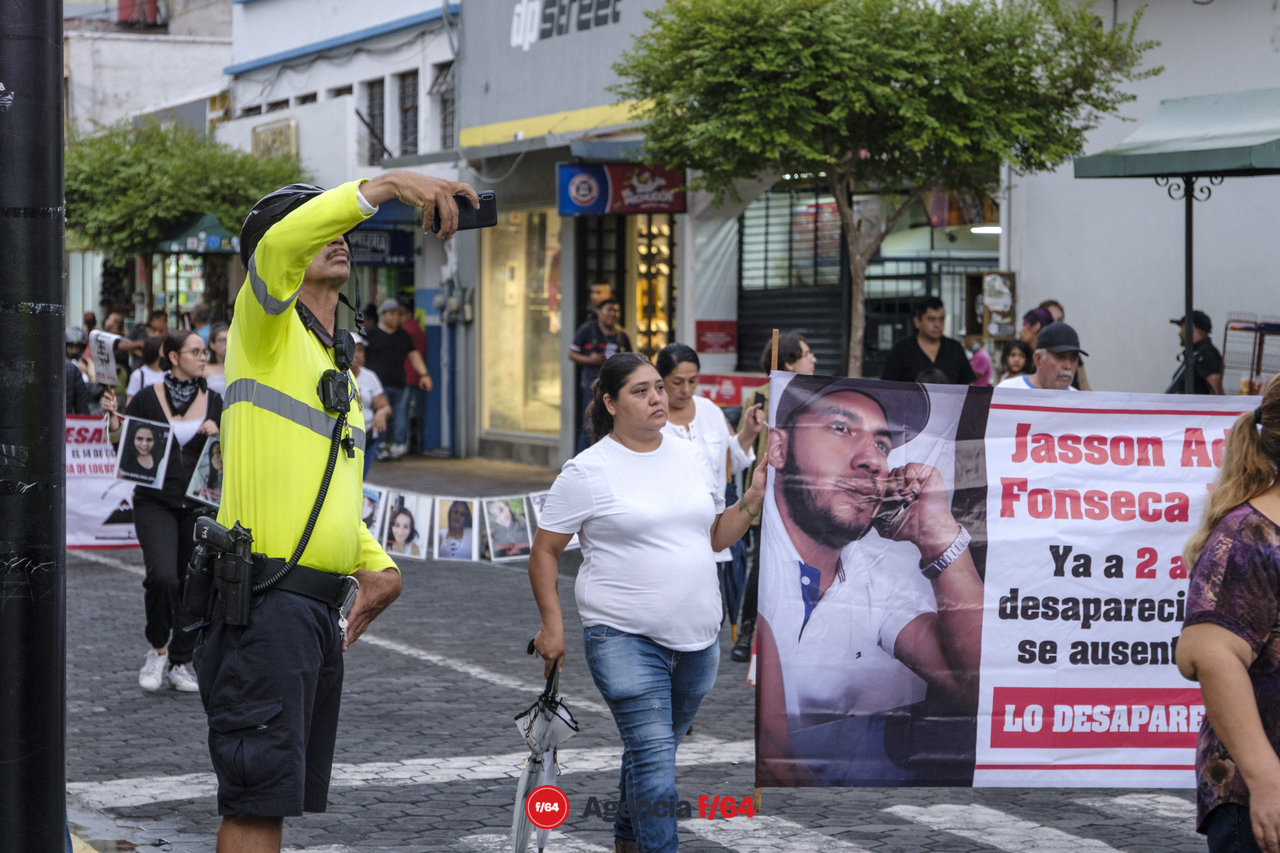 Marchan por Día Internacional de las Víctimas de Desaparición Forzada.
Red Desaparecidos Colima A. C.
Colima, Col.