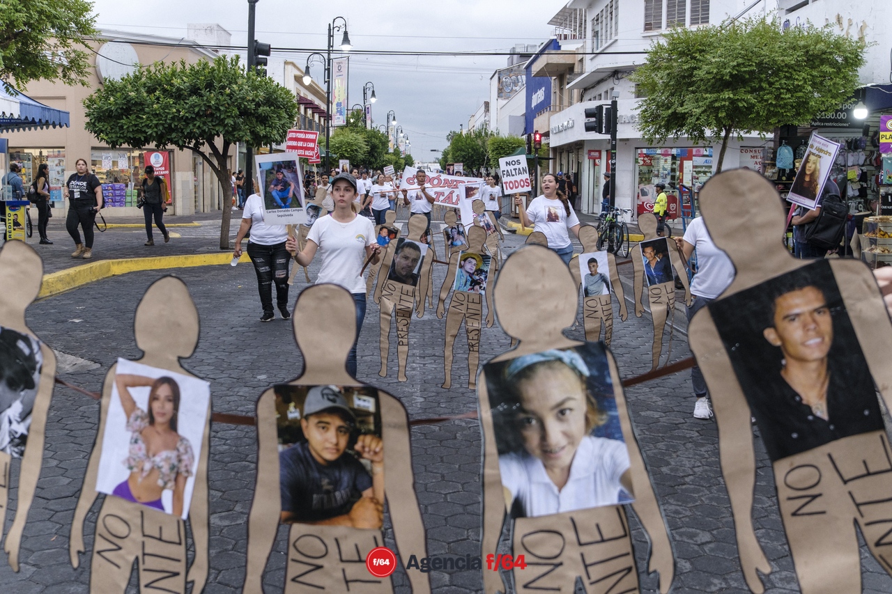 Marchan por Día Internacional de las Víctimas de Desaparición Forzada.
Red Desaparecidos Colima A. C.
Colima, Col.