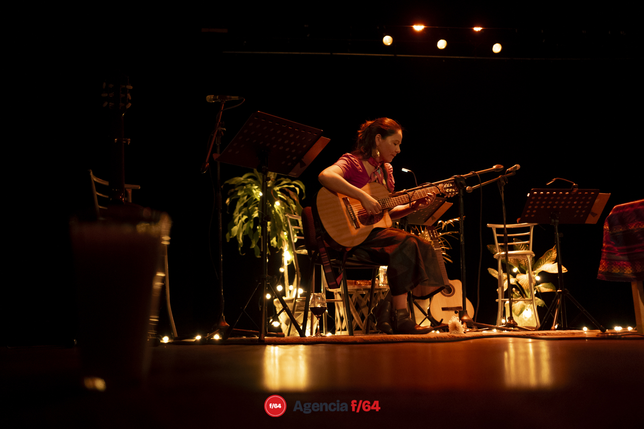 Soledad Ulloa en concierto.