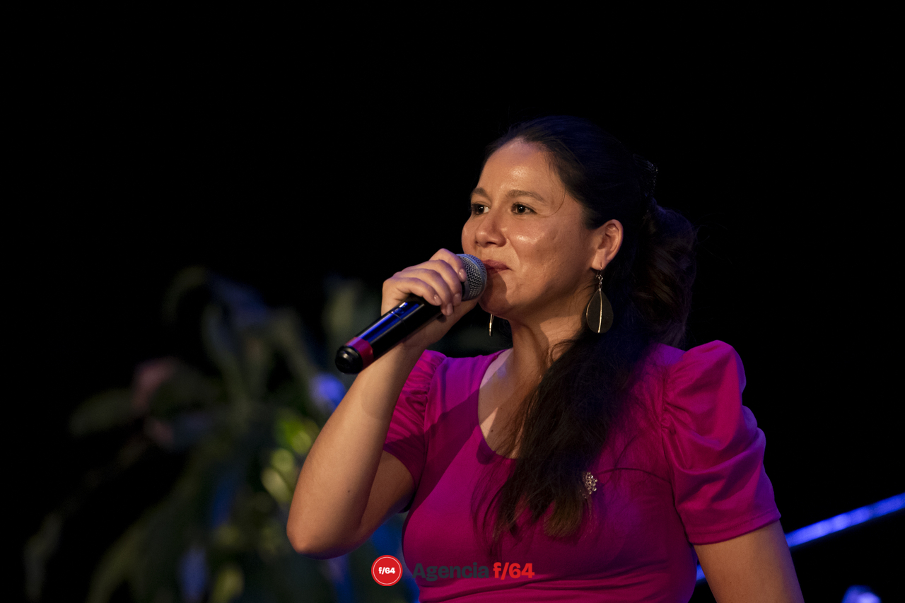 Soledad Ulloa en concierto.