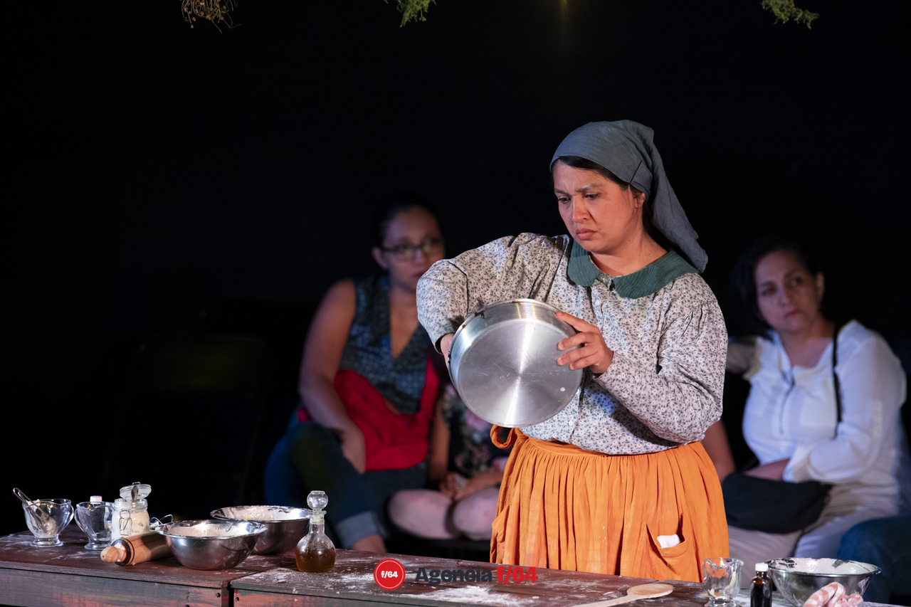 Pan de Atardecer.
Nury Sandoval.
Caracol Colectivo Escénico.
Foro Centro Cultural Salahua, Manzanillo.
Proyecto beneficiado por el Programa Fomento a Proyectos Culturales y Coinversiones (FPCC), emisión 2022