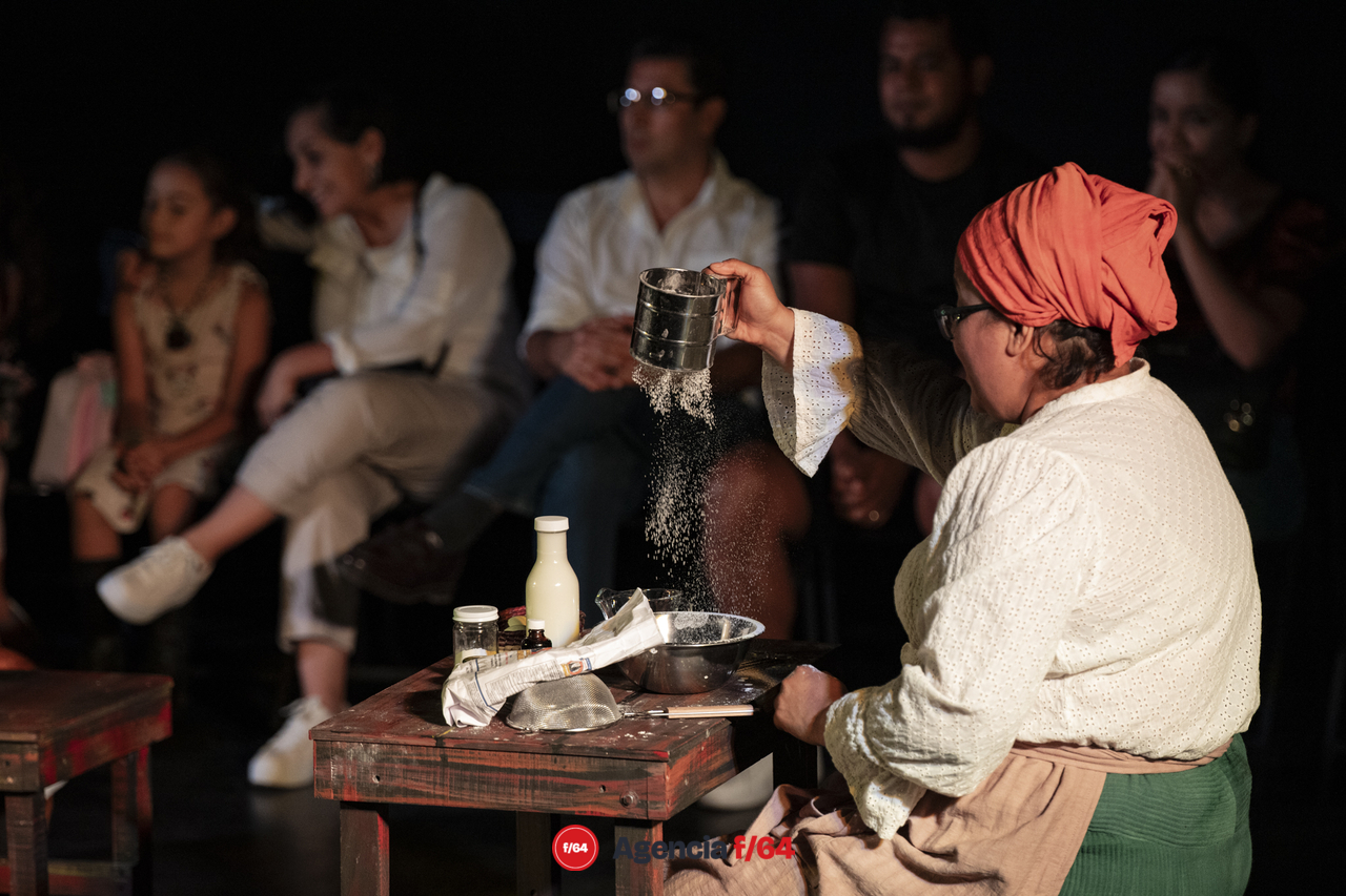 Pan de Atardecer.
Karelia Amezcua.
Caracol Colectivo Escénico.
Foro Centro Cultural Salahua, Manzanillo.
Proyecto beneficiado por el Programa Fomento a Proyectos Culturales y Coinversiones (FPCC), emisión 2022