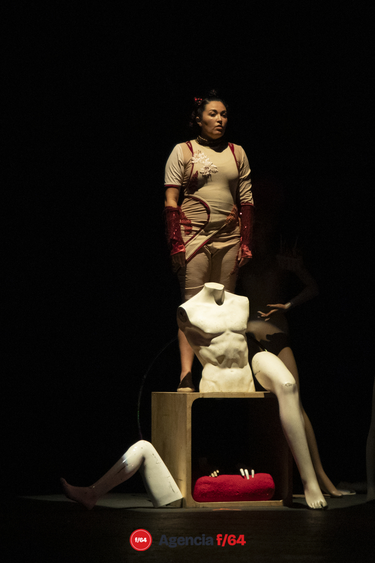 Raro: un mundo desde lo invisible.
Colectivo Teatral Pies Hinchados
34 Muestra Nacional de Teatro.
Teatro Experimental.
Guadalajara, Jalisco.
